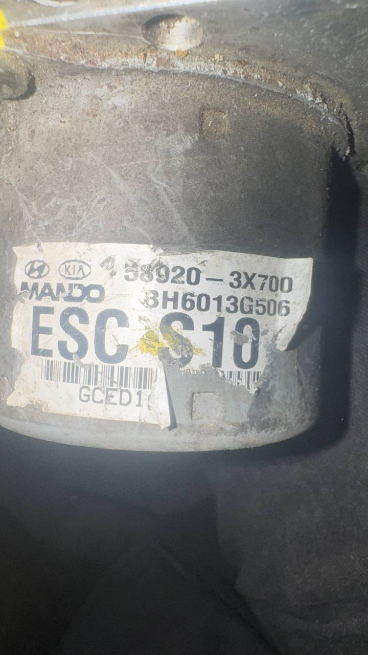 2011-2015 HYUNDAİ ELENTRA ABS BEYNİ (58920-3X700)S10 2011-2015 HYUNDAİ ELENTRA ABS BEYNİ (58920-3X700)S10