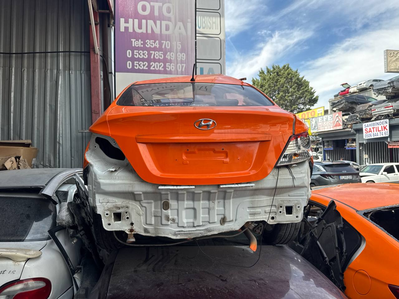 Hyundai accent blue çıkma bagaj kapağı taksi Hyundai accent blue çıkma bagaj kapağı taksi
