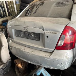 Hyundai accent era çıkma bagaj kapağı ve stop