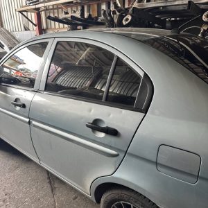 Hyundai accent era çıkma sol arka kapı