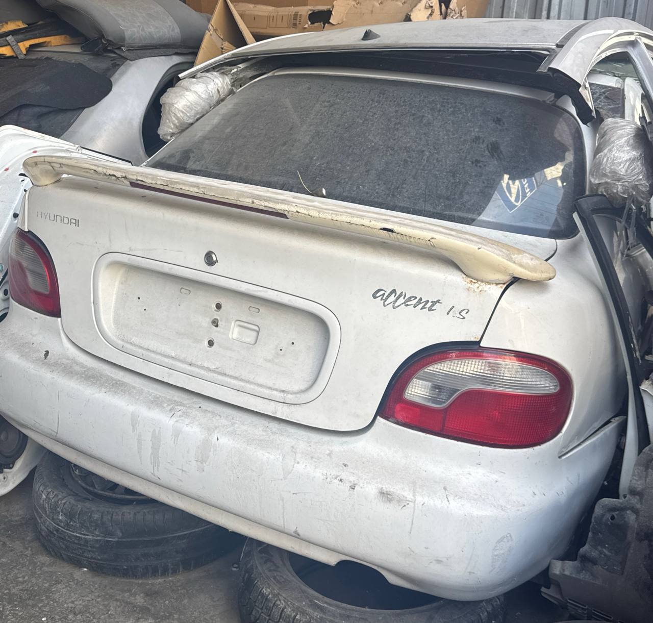 HYUNDAİ ACCENT (YUMURTA KASA) ARKA HYUNDAİ ACCENT (YUMURTA KASA) ARKA