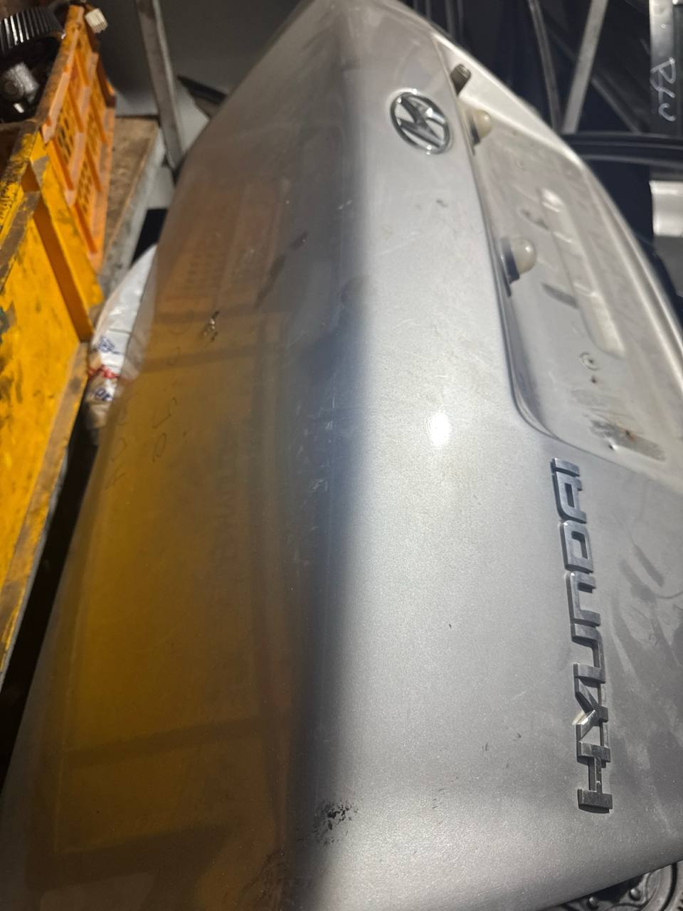 Hyundai admira hatasız bagaj kapağı Hyundai admira hatasız bagaj kapağı