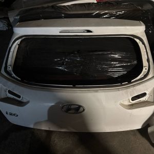 Hyundai i20 çıkma ojrinal bagaj kapağı hatasız