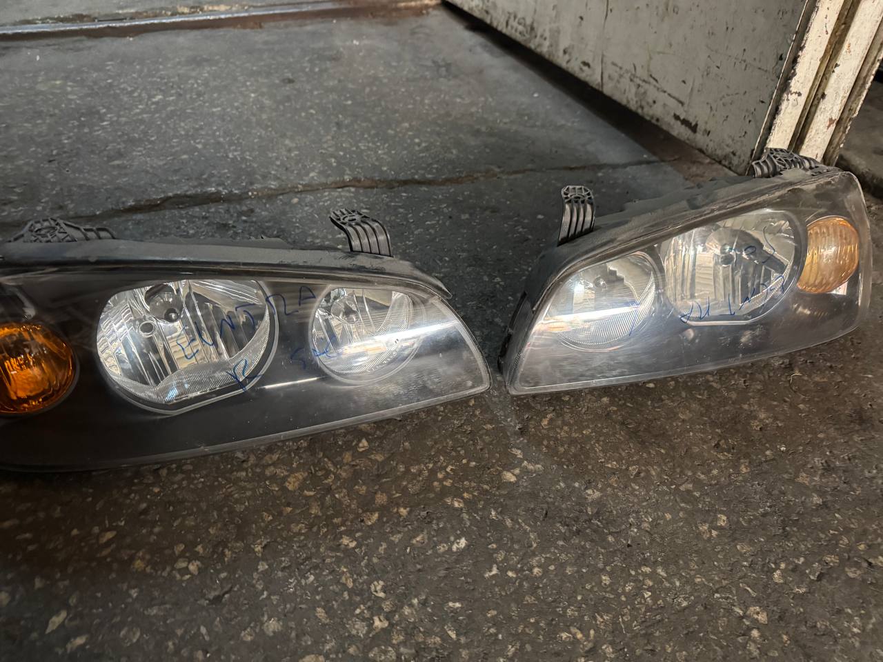 2004 (faz2) HYUNDAİ ELENTRA FAR TAKIMI