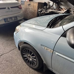 Hyundai accent eta çıkma sol ön çamurluk