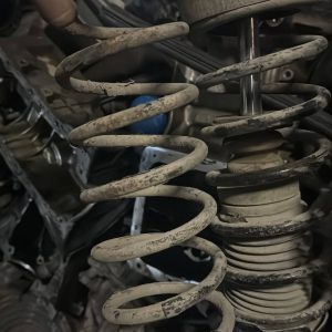 Hyundai accent yumurta kasa arka helezon yayları