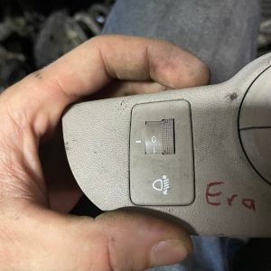 Hyundai era far ayar düğmesi